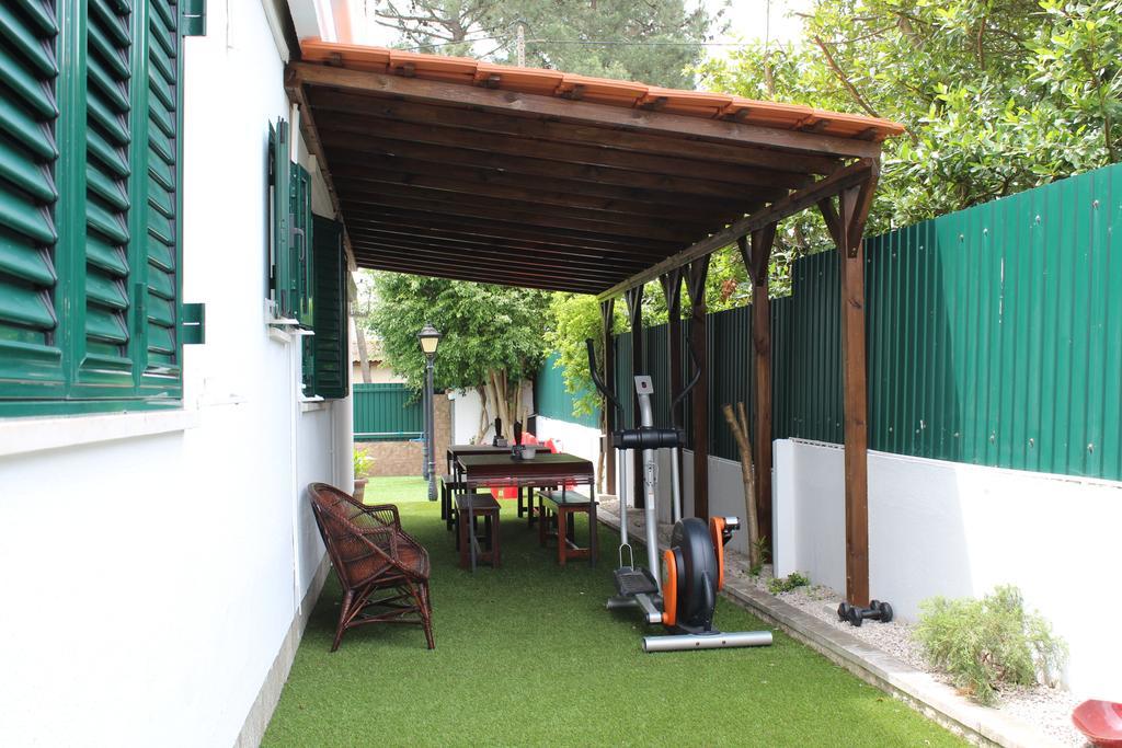 Hostel Casa Lucas Charneca  Extérieur photo