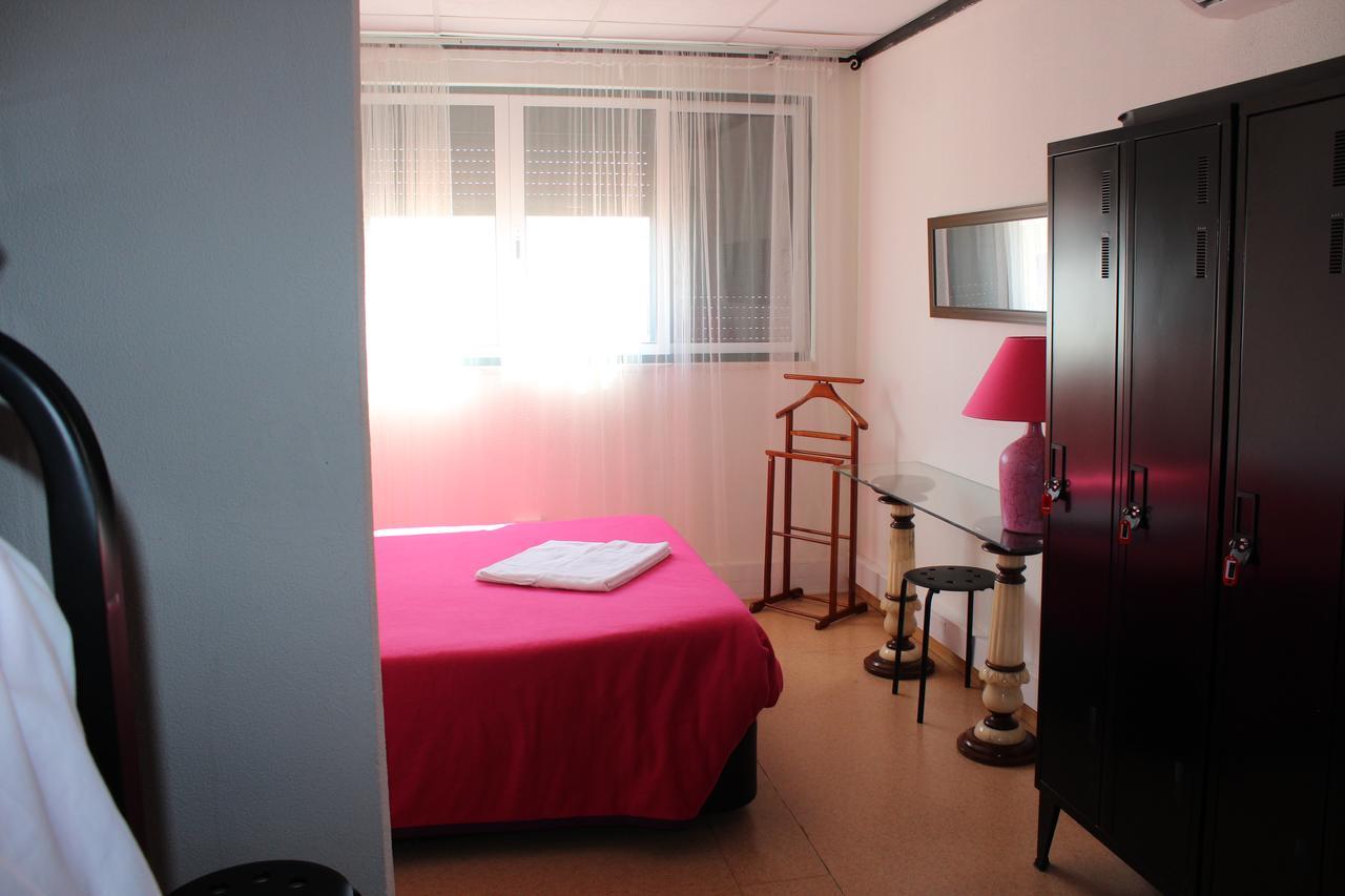 Hostel Casa Lucas Charneca  Extérieur photo