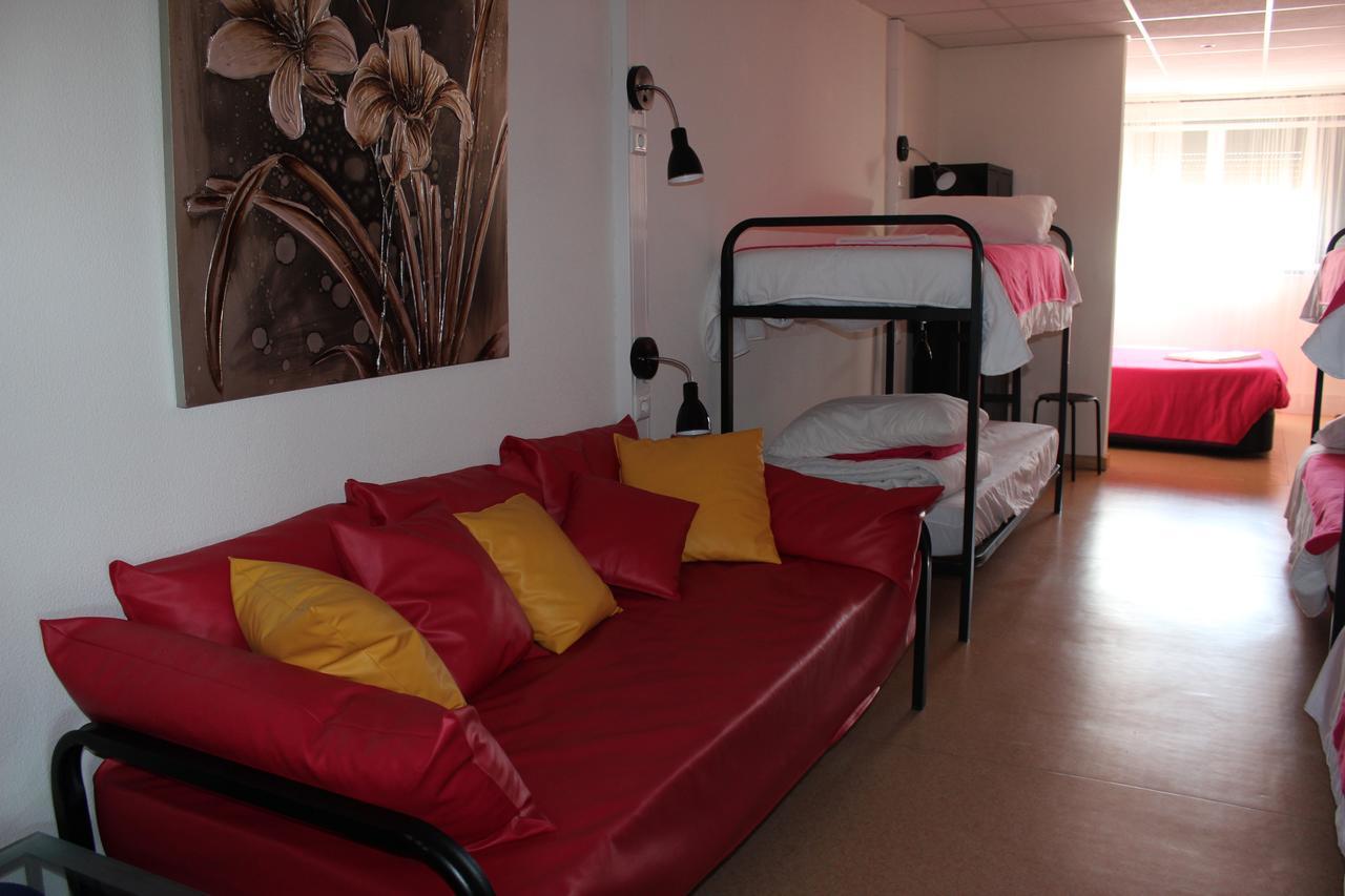 Hostel Casa Lucas Charneca  Extérieur photo