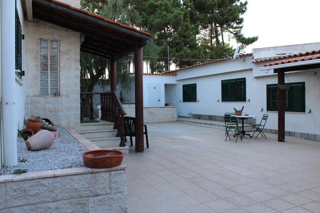 Hostel Casa Lucas Charneca  Extérieur photo